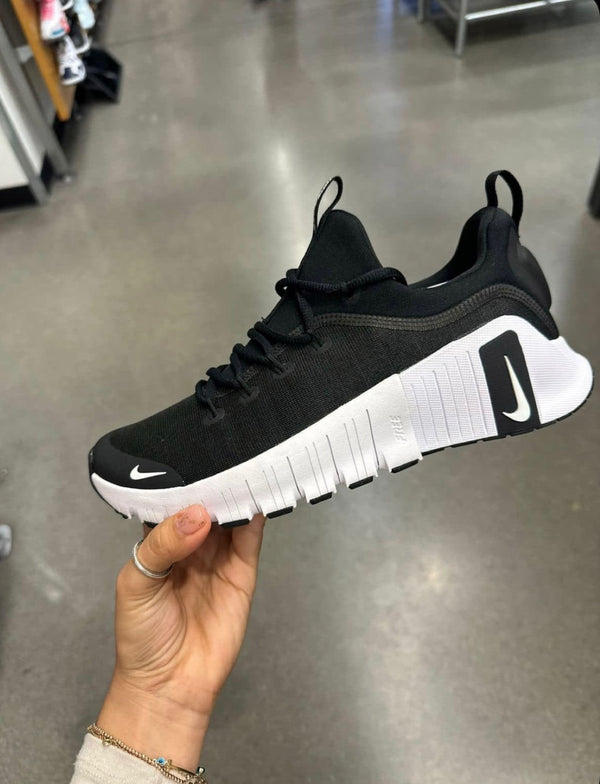 Free Metcon Blanco Negro