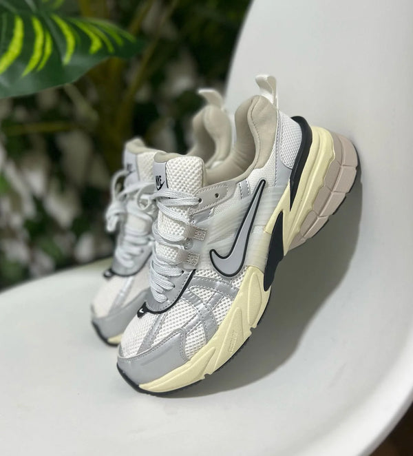 Run v2k blanco 1.1( NO CONTRAENTREGA )