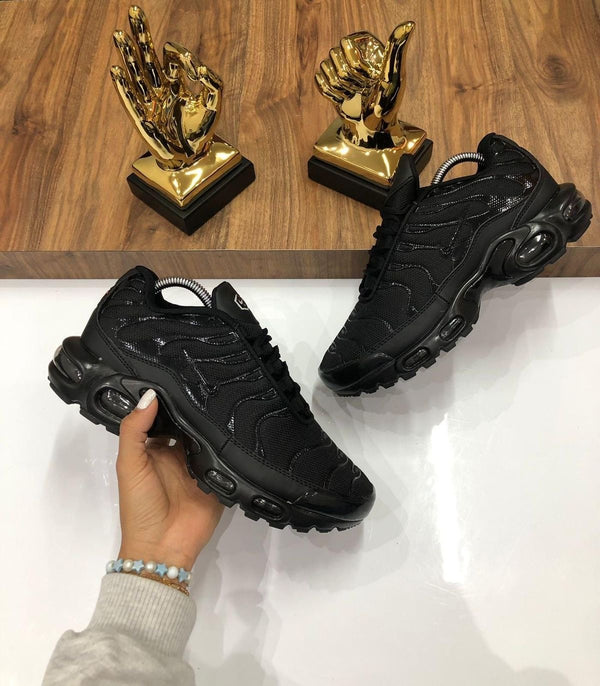 Tn Black